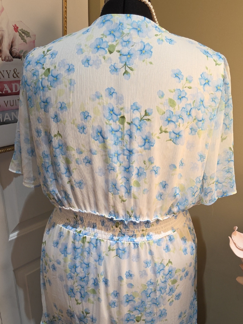 Nwot 2X Tamara H White Maxi Dress with BLUE and Green Floral Print Box 1 - Picture 12 of 17